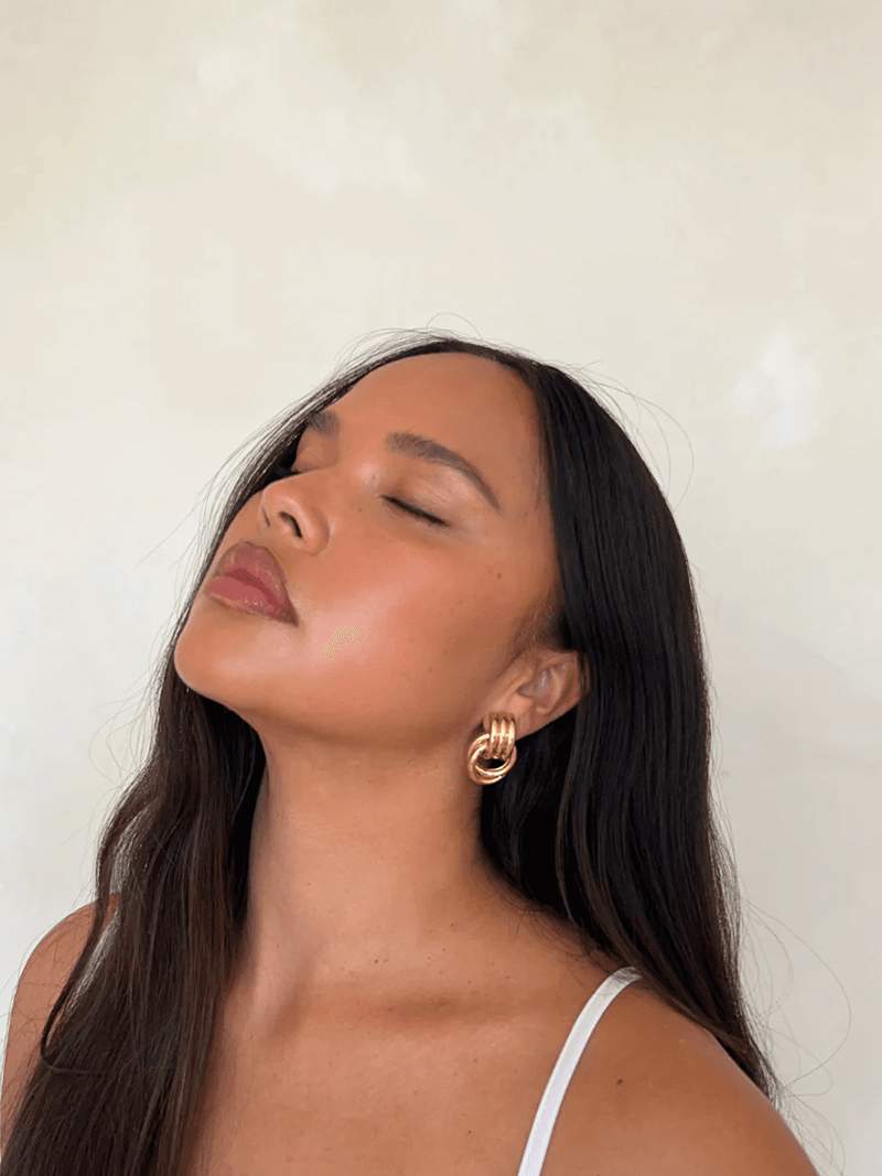 Connie | Knoop Oorbellen